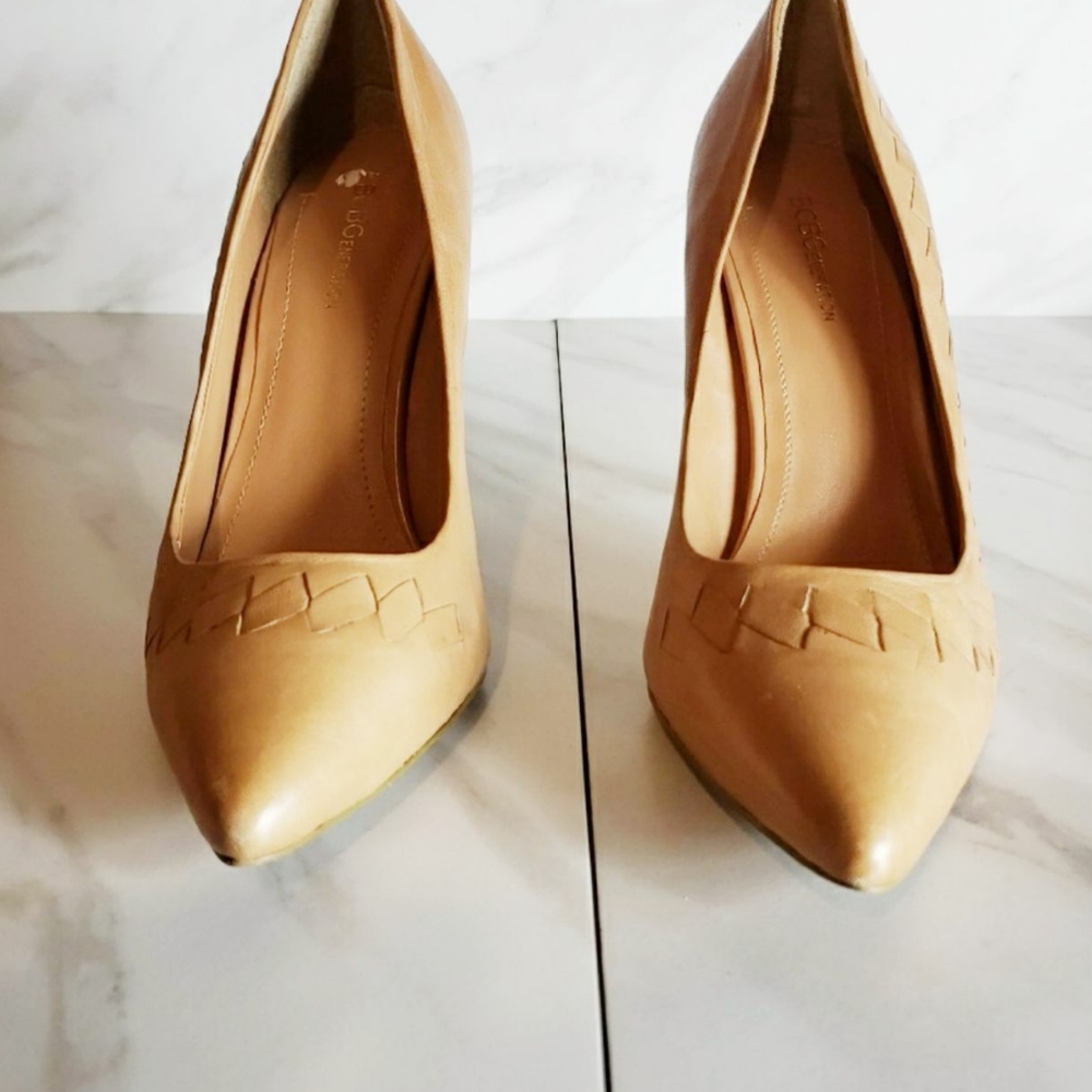 Womens BCBGeneration Pointy toe heels size 10